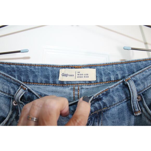 Gap 1969 Women's High Rise Wide Leg Cropped Jeans sz 30 - Picture 3 of 4